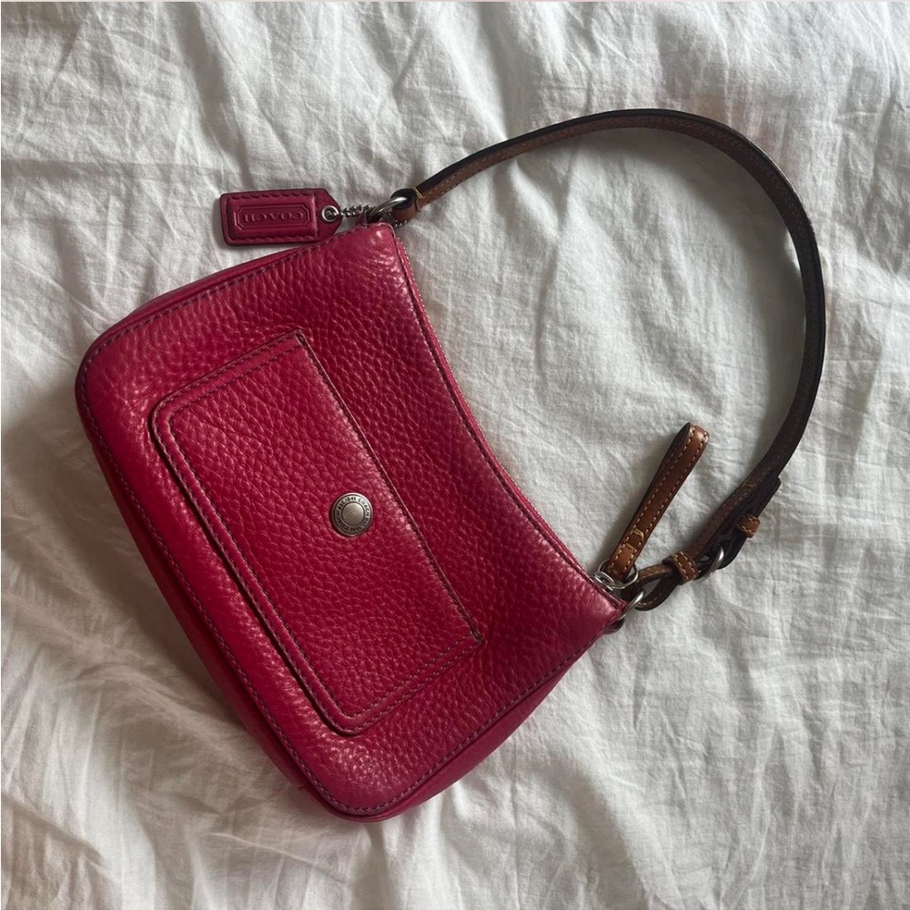 Super cute EUC Pink Leather Chelsea Coach Shoulder Bag - Picture 3 of 7